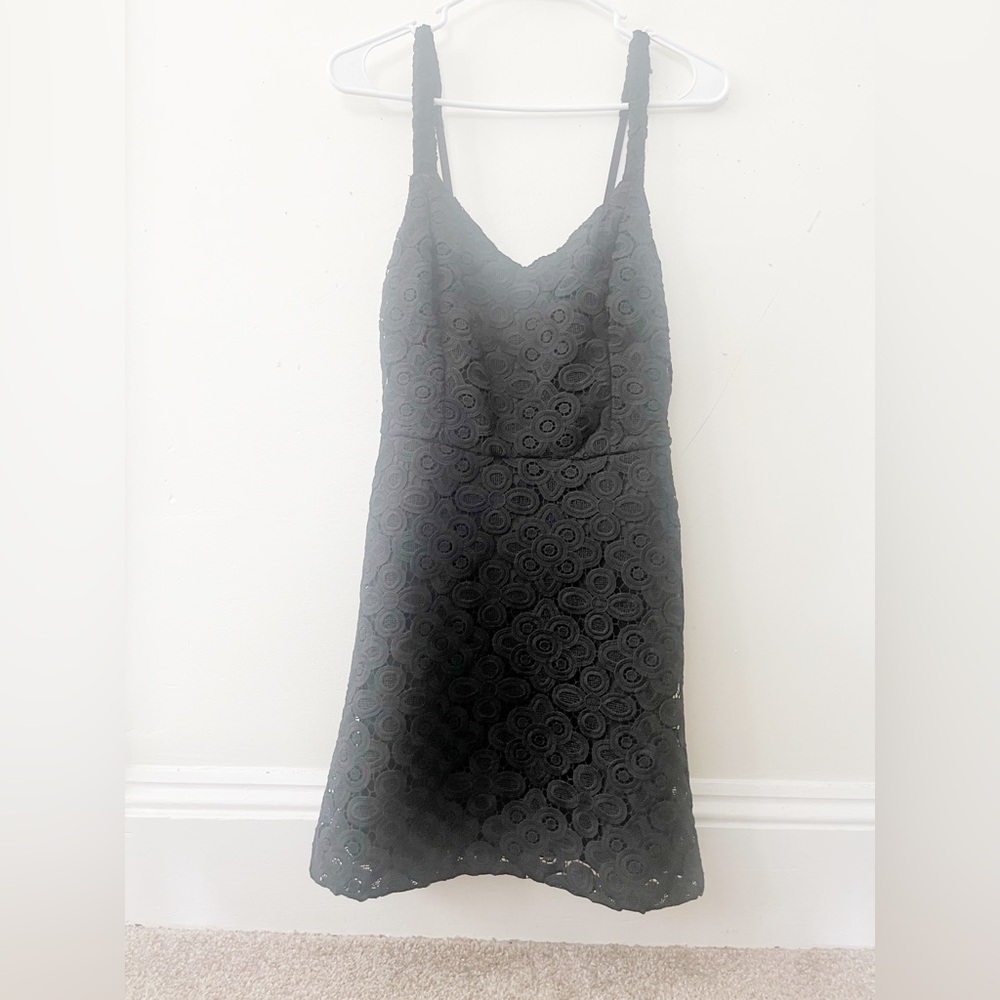 Hollister Black Swirl Lace Double Layered Camisole Strap Skater Dress w/ Pockets